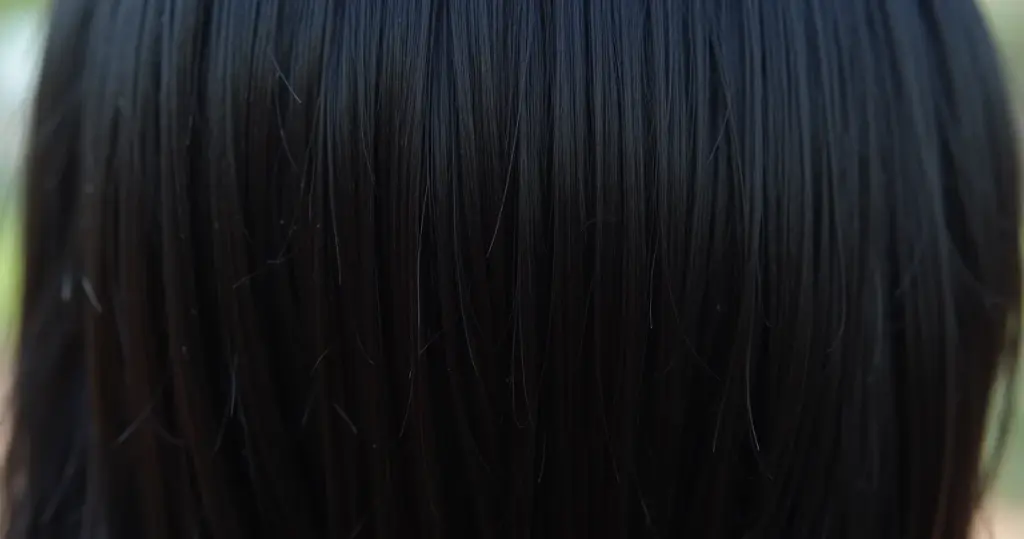 Cabelo Preto Liso: Segredos Revelados para Brilho Espelhado